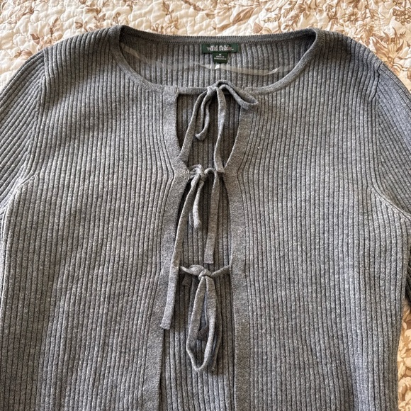 Gray Ribbed Knit Top - Picture 2 of 4